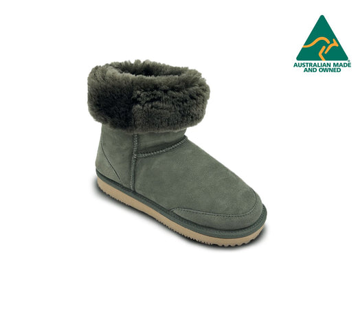 Classic Mid UGGs