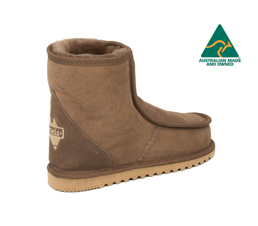 Short Bound UGG - sizes M15-18