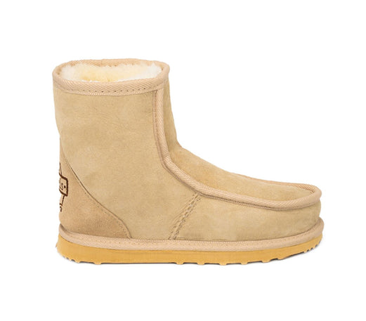 Short Bound UGG (sizes 15-18)