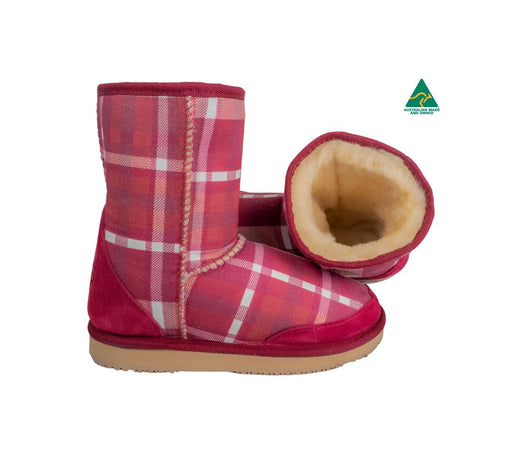 Classic Tartan UGG - Outback Collection