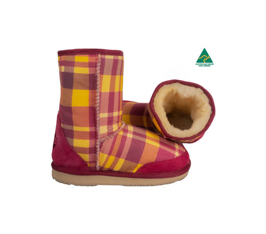 Classic Tartan UGG - Outback Collection