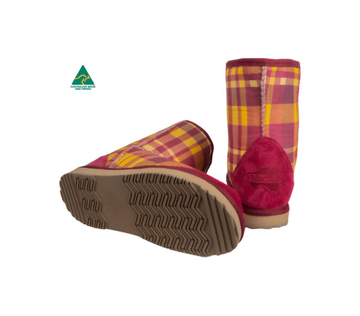 Classic Tartan UGG - Outback Collection