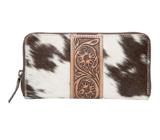 Salta Leather Zippered Wallet