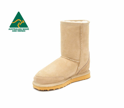 Classic Mid UGG - sizes M15-16